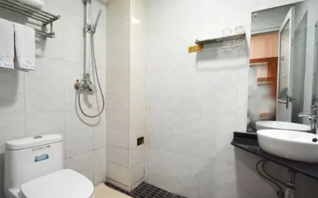 Aidi Express Hotel (Gongyi Jianshe Road)