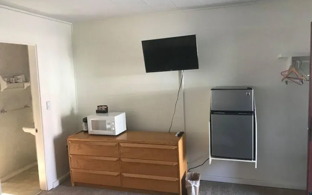 Inn 32