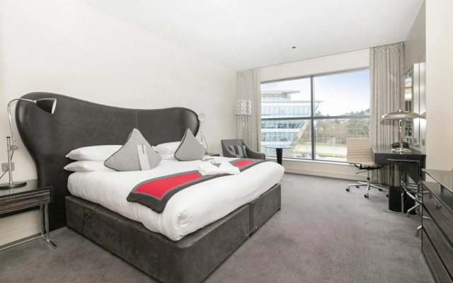 Brooklands Hotel