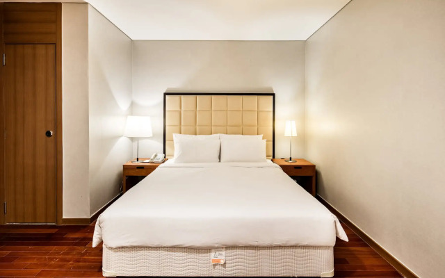 Ramada Hotel and Suites Seoul Central
