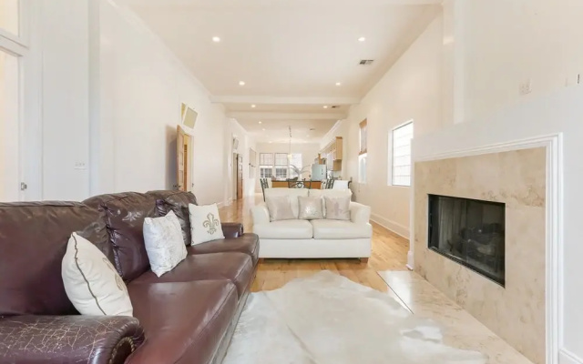 Spacious Condo in the Center of NOLA