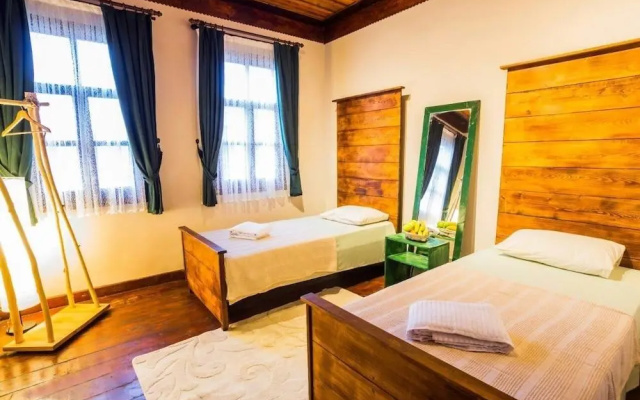 Hadji Amina Villa with Car Rental