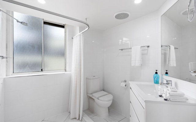 Premiere Apartments -HR Surfers Paradise
