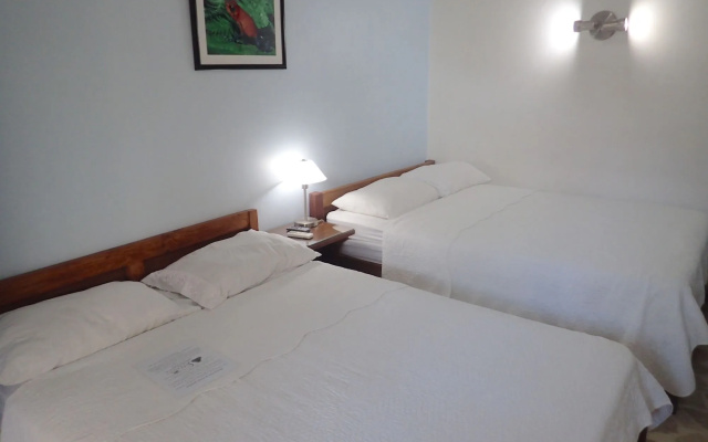 Hotel Serenity