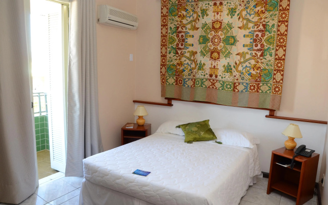 Fares Turis Hotel