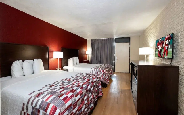 Red Roof Inn West Point