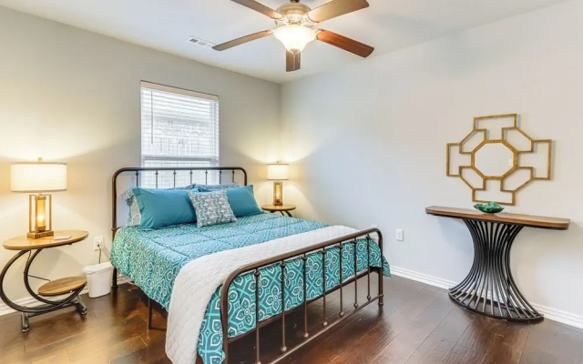 Fayetteville Home: Near University & Biking Trails