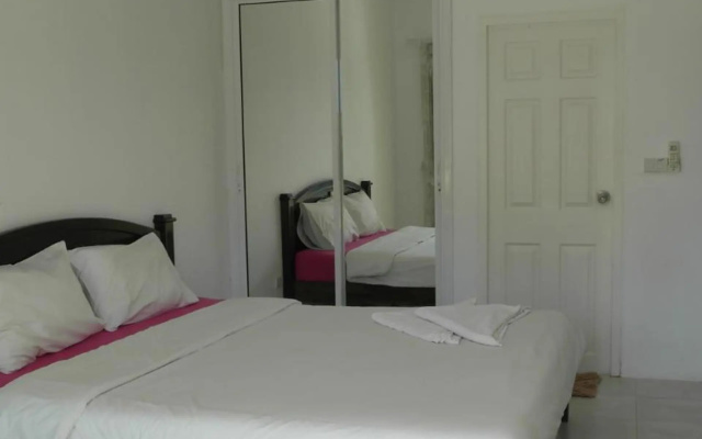 Thipburee Resort