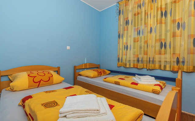 Apartman Mira