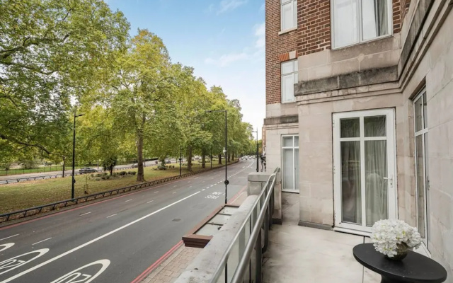 Luxury Mayfair Flat on Park Lane Hyde Park Views