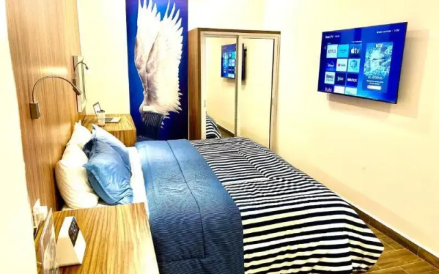 Sky Inn Hotel