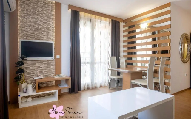 Mon Tour apartments