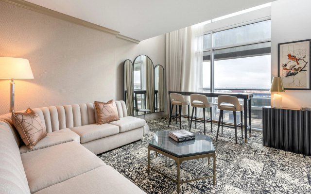 Omni Severin Hotel