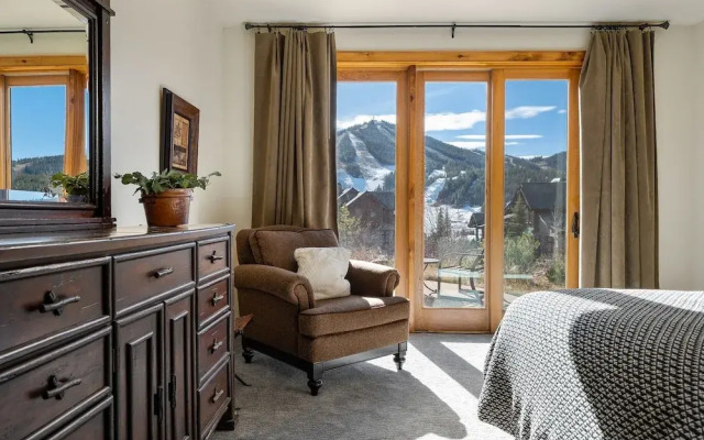 Dreamcatcher South 5 Bedroom Townhouse