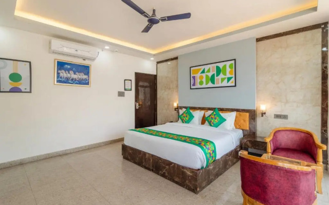 Treebo Arya Palace With Swimming Pool