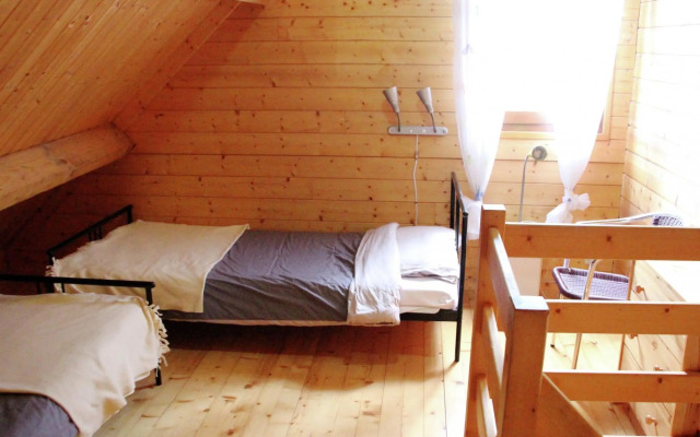 Cozy Holiday Home near Lake in Beaulieu