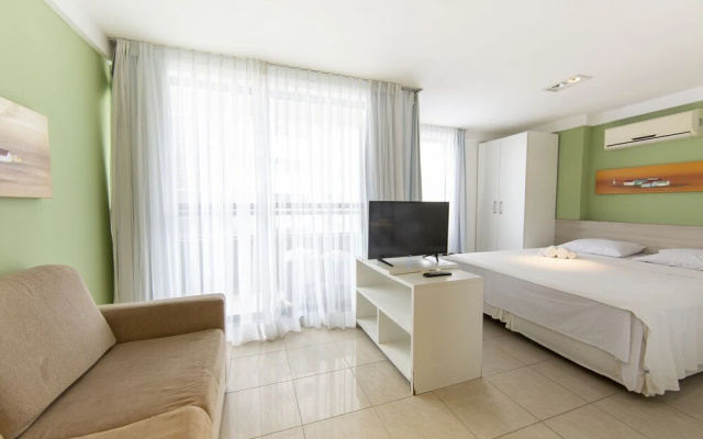 Suíte casal em Areia Preta Golden Tower