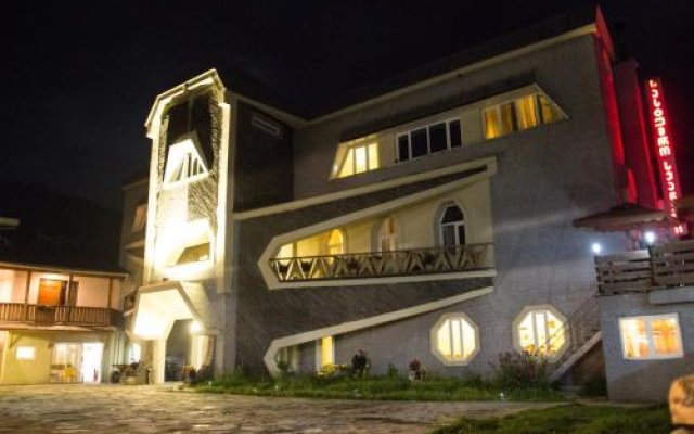 Отель Ecohouse Svaneti Грузия, Местиа - отзывы, цены и фото номеров - забронировать отель Ecohouse Svaneti онлайн вид на фасад