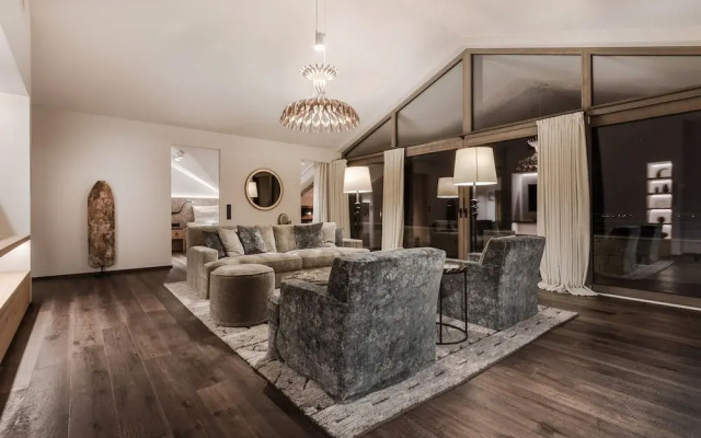 Eva Hof Lakeside Suites