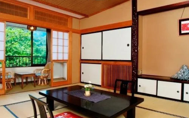 Maruyama Kosen Ryokan