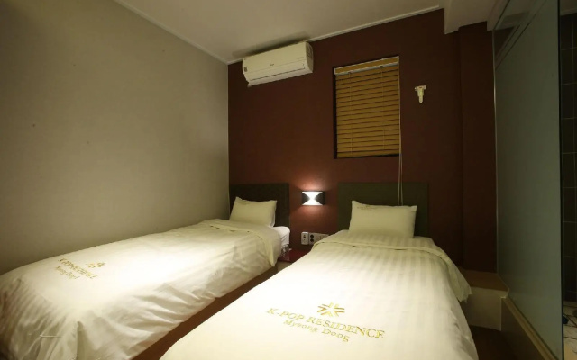 K Pop Residence II