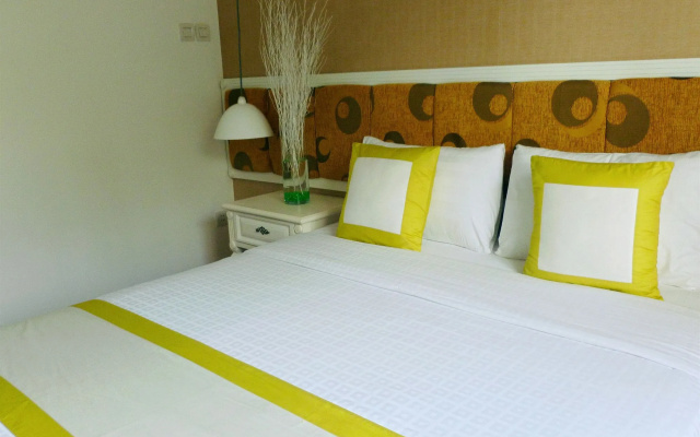 Golden Ant Hotel