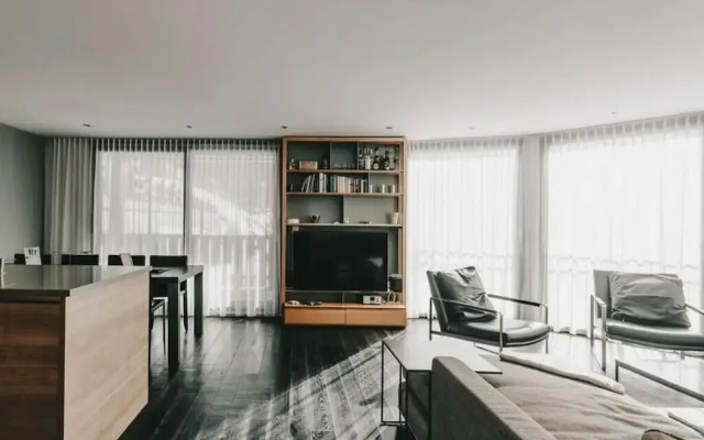 Charming 4-bedroom Apartment in the Heart of Zermatt