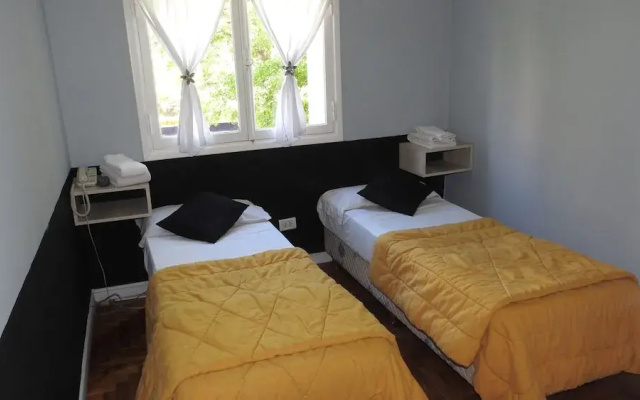 24 11 Petit Hotel