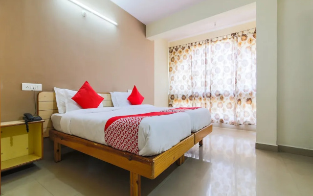 OYO 18505 Hotel Rukmini