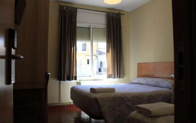 Hostal La Romànica