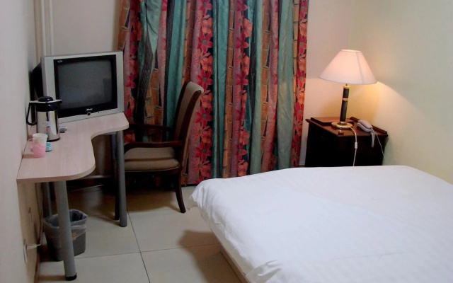 365 inn - Hostel
