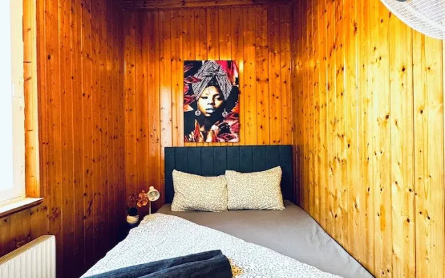 Spacious Budget Home Garden Stay