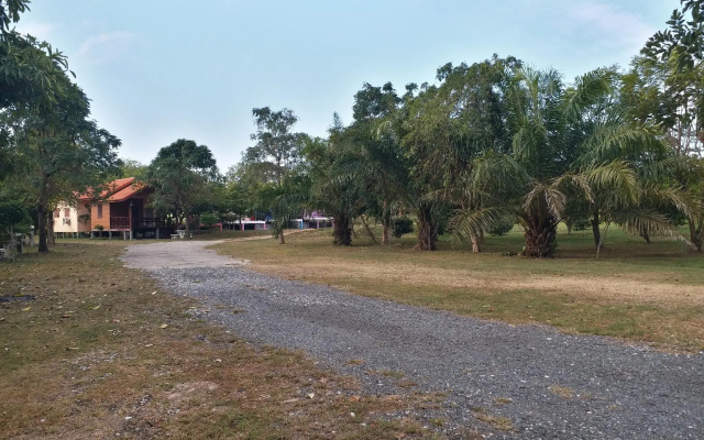 Thanawit Resort