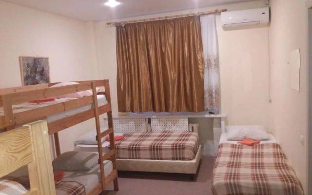 Apelsin Hostel