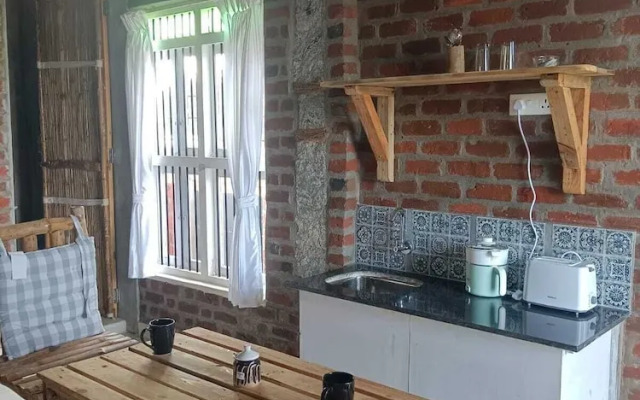 Huts Life Home Stay