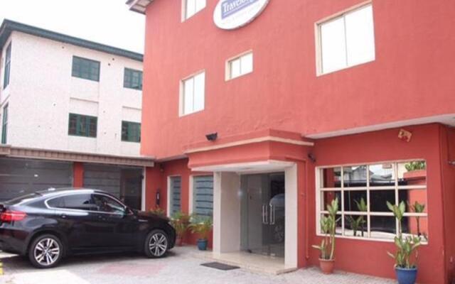 Отель Travelodge Ikeja вид на фасад