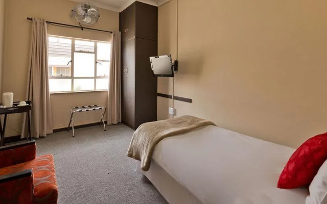 Calvinia Hotel by Country Hotels