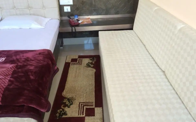 Hotel Maurya