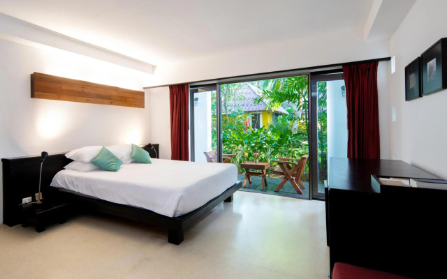 Haadson Resort