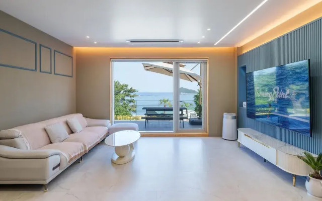 Namhae Orda Pool Villa