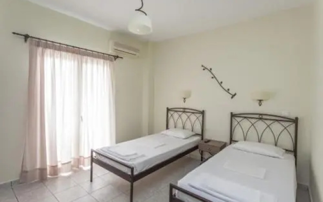 Konstantinos Hotel & Apartments I
