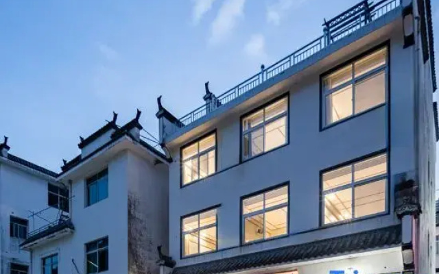 Breeze House