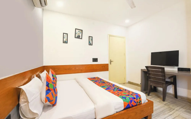 Fabhotel Amar Residency