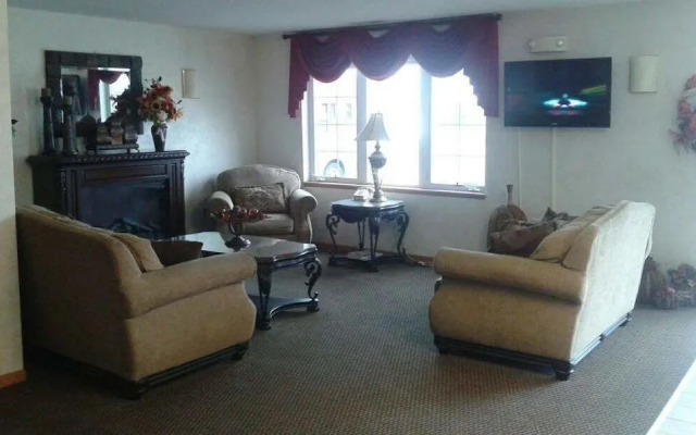 Budget Host Inn & Suites