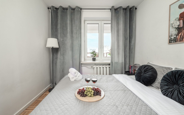 Cozy Apartment with balcony near Museum