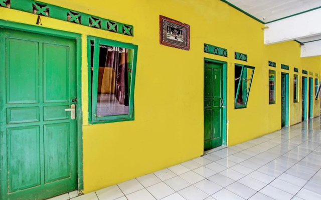 Hotel O Indah Arum