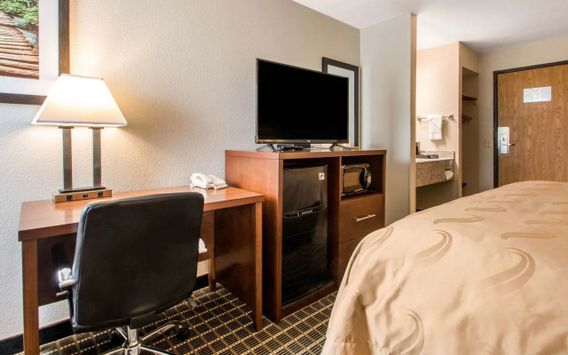Quality Inn Madison West Near University Area