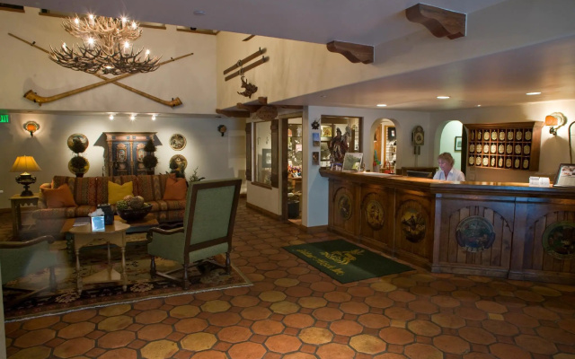 Goldener Hirsch, Auberge Collection