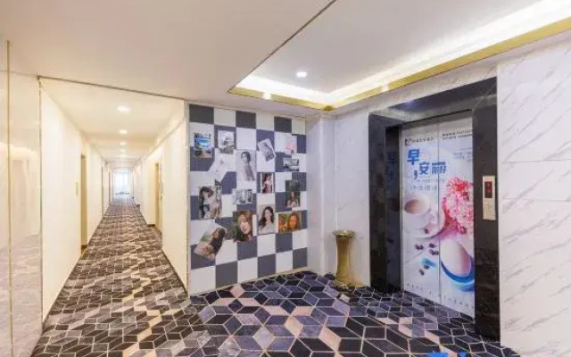 Guanhua Business Hotel