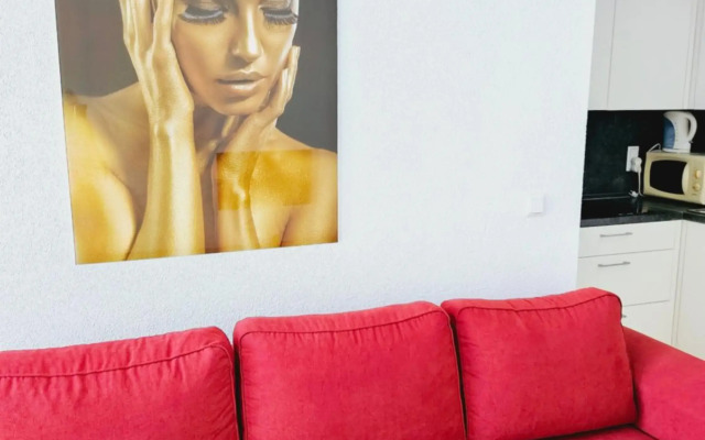Sunny apartament near La Mata beach